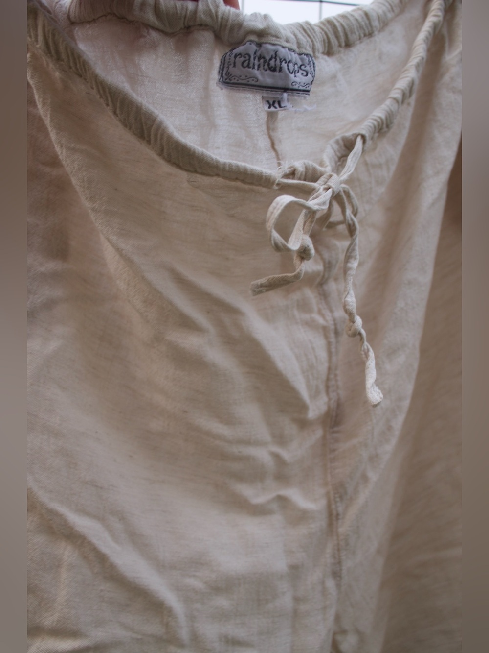 Boho Cropped Cream Linen Pants By Raindrops - Picture 3 of 5
